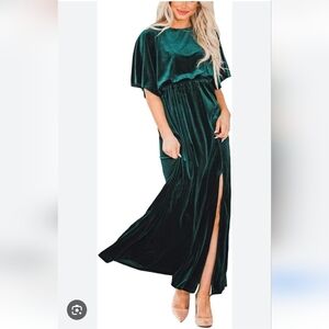 See and Be Seen Soft Elegant Green Velvet Maxi Dress with Slit Size Small